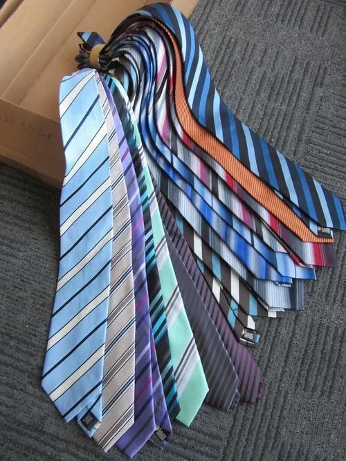 男士领带怎么选（男士领带打法）