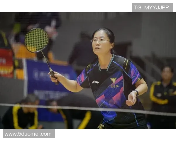 上海羽毛球队在选拔赛中以82分稳居积分榜首位展现强劲实力